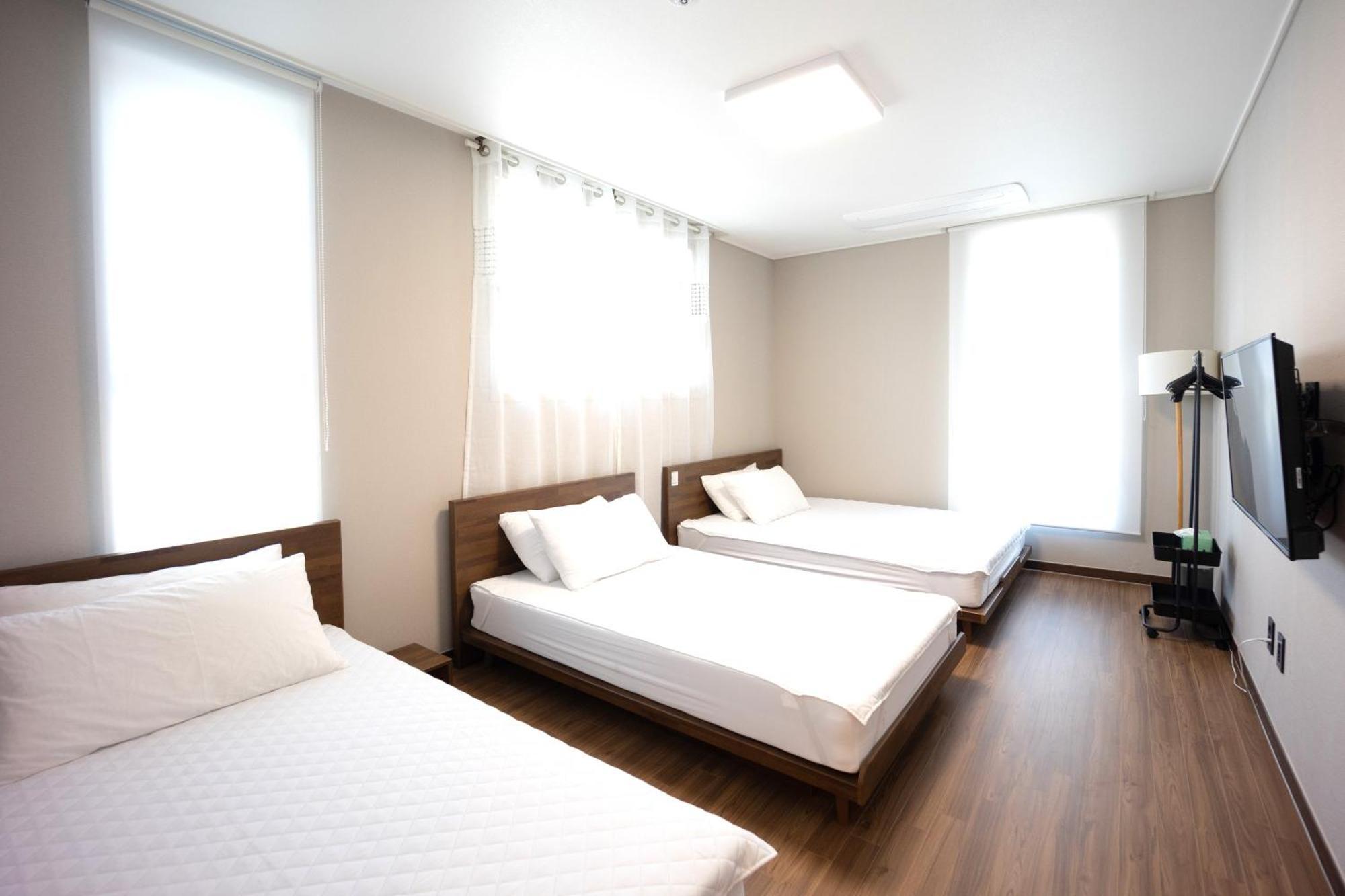 Incheon Airport Guest House King מראה חיצוני תמונה