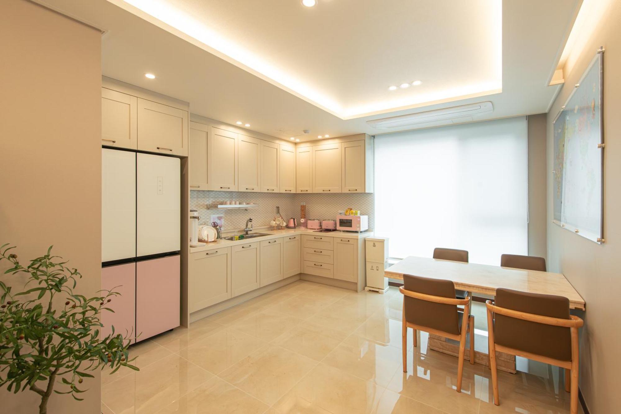 Incheon Airport Guest House King מראה חיצוני תמונה